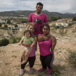 Enanos y sordomudos: viaje a Huéscar, el pueblo donde 500 gitanos se casan entre sí