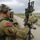 Ejército noruego entra en el sur de Siria para ayudar a los rebeldes en peligro en el cruce fronterizo [Eng]