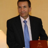 Manuel Moix  :"Es ético que los hijos hereden de los padres"