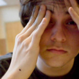 Científicos descubren que el cerebro "se come" a sí mismo cuando no dormimos lo suficiente