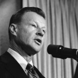 Brzezinski, Kissinger, arquitectos imperiales: los cadáveres los recogen otros