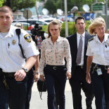 Condenada por homicidio involuntario la adolescente que animó a su novio a suicidarse [EN]