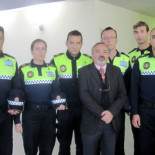 La trama de los uniformes: tres presupuestos enviados desde una misma cuenta de correo