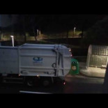 Así se "recicla" la basura en Azkoitia: Todo al mismo camión