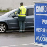 Cárcel para un motorista ebrio que enseñó sus genitales a un policía y le dijo: "Sople"