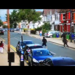 Londres: Coche atropella a rivales pandilleros durante pelea a plena luz del día