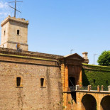 Colau desaloja de Montjuic a la entidad de misas franquistas [cat]