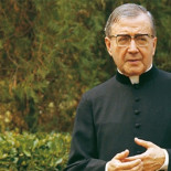 Hallan antisicótico en el pelo del anciano del Opus que anunció su muerte