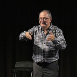 Los líos que amenazan el negocio millonario del mayor naturópata de España