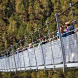 Abre Europabrücke, el puente colgante más largo del mundo