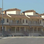 Detenidos 14 murcianos por expulsar a pedradas a cuatro familias gitanas que habían ocupado varios dúplex