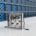 Estos bloques de cristal generan electricidad a la vez que dejan pasar la luz al interior de los edificios