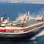 La historia del aerodeslizador gigante SR.N4 que cruzaba el Canal de la Mancha