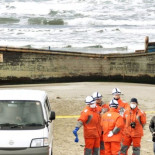 [ENG] Encuentran esqueletos humanos en un barco fantasma a la deriva en Japón