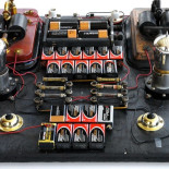 Recreación del primer flip-flop, el primer circuito biestable [ENG]
