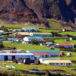 Las hermosas fotos muestran cómo es la vida en el asentamiento más aislado del mundo, que se encuentra al pie... [ ing ]