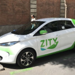 Las carreras ilegales en el Ensanche de Vallecas se reinventan: ahora usan coches eléctricos de alquiler