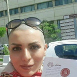 Mujeres iraníes sorteando la obligación del hijab