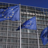 Bruselas investigará a España por negar la pensión a las viudas que ganan más que sus parejas de hecho