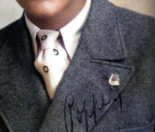 La misteriosa insignia de la Real en la solapa de una víctima de Auschwitz