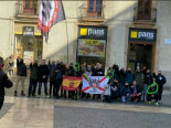 VOX trata de desvincularse del partido nazi FNI-PNSOE pese a que sus militantes y candidatos posan junto a ellos