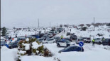 La Guardia Civil tiene que auxiliar a multitud de vehículos que habían ido a ver zonas con nieve en Castellón