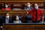 Iglesias acusa a Egea de "comprarse" a Cs: "¿Le dio la pasta un constructor?"