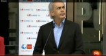 "¡Sanidad pública, no privada!": El grito que ha dejado con esta cara al consejero de Salud de Madrid