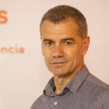 El PP se queja de la decisión judicial sobre Cantó con racismo y clasismo contra Mbayé