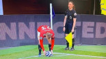 La televisión iraní corta más de 100 veces el Tottenham - Manchester para no mostrar las piernas de la linier