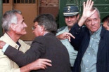 Terroristas, policías torturadores, condenados por los GAL… los indultos más polémicos del PP