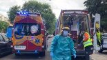 Unos viandantes salvan la pierna de un hombre haciéndole un torniquete con una bolsa de tela en Madrid