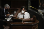 Podemos aboga por "correr a gorrazos" al gobernador del Banco de España por cuestionar la subida del SMI