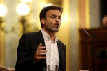 La aplaudida respuesta de Asens al PP: "¿Se imagina que en Alemania hubiera una fundación que llevara el nombre de Hitler?"