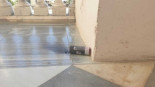 Desalojan el Ayuntamiento de Cádiz después de que policías locales lanzasen un bote de humo contra el edificio