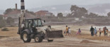La alcaldesa de Cangas cesa a dos concejales por la "destrucción" de las dunas de la Playa de Rodeira