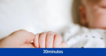 El Gobierno planea ampliar a seis meses los permisos para los padres y madres tras el nacimiento de su bebé