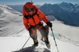 Carlos Soria se prepara en Nepal para escalar el Dhaulagiri... a los 84 años