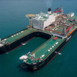 Pioneering Spirit: el mayor barco de construcción del mundo es una mole hipertecnificada para la alta mar