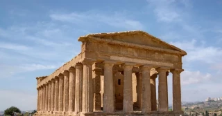 ¿Sabías que los templos griegos mejor conservados no están en Grecia?