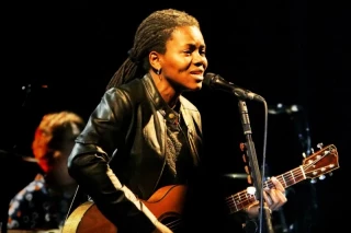 Tracy Chapman y el ‘coche veloz’ del éxito