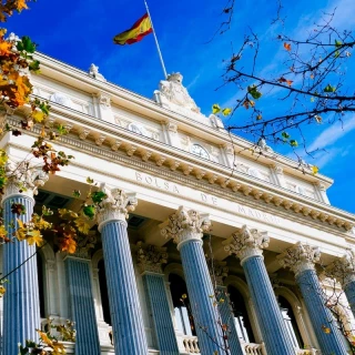 Mi jefe cobra 77 veces más que yo: estas son las empresas españolas con mayor desigualdad salarial entre directivos y empleados