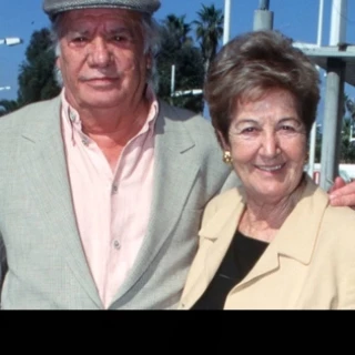 Teresa Rabal responde tajante al borrado político de sus padres, Paco Rabal y Asunción Balaguer