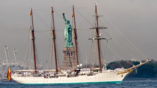 La causa por la cocaína del buque escuela Elcano se cierra con penas que se acercan a la impunidad