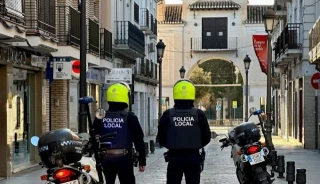 Brutal paliza con tirones de pelo y patadas a una niña trans de 13 años en Granada