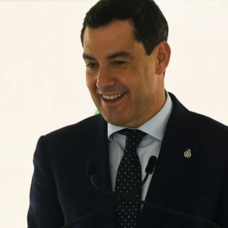 18.000 sanitarios despedidos tras compartir sus nóminas en redes sociales para evidenciar las mentiras de Moreno Bonilla