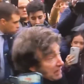 Milei: "Si la gente no llegara a fin de mes ya se hubiera muerto"