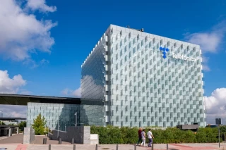 Telefónica en alerta por una posible filtración de datos de 120.000 clientes y empleados