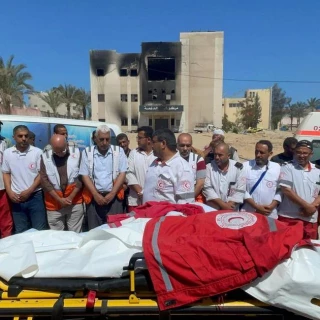 Israel mata a dos médicos de la Media Luna Roja en un ataque directo contra su ambulancia