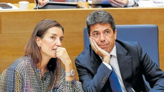 El Consell dispara en 1.000 millones las facturas en los cajones desde julio